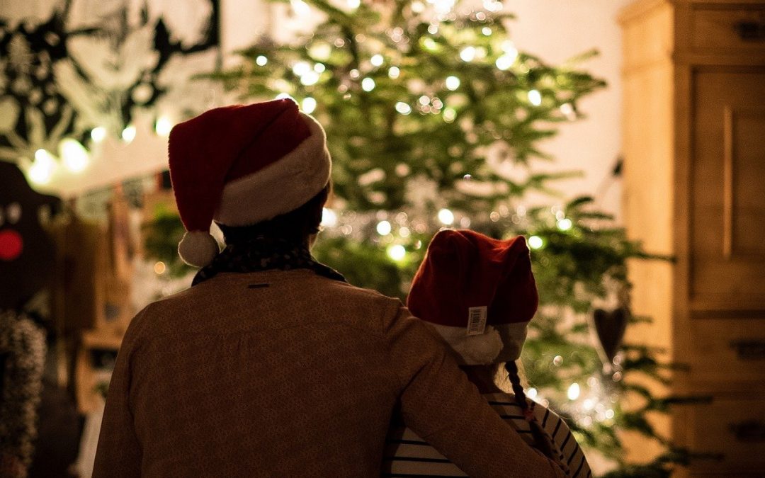 15 Ideas to Help Your Family Thrive This Holiday Season